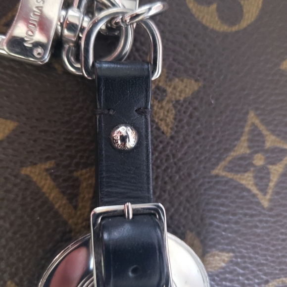 Louis Vuitton Metal Luggage Tag Key Chain - Picture 6 of 12